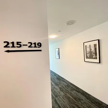 Hotell Village By Maier - Kontaktloser Check-in *